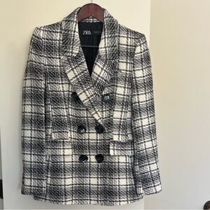 Zara Women's Black and White Plaid Blazer